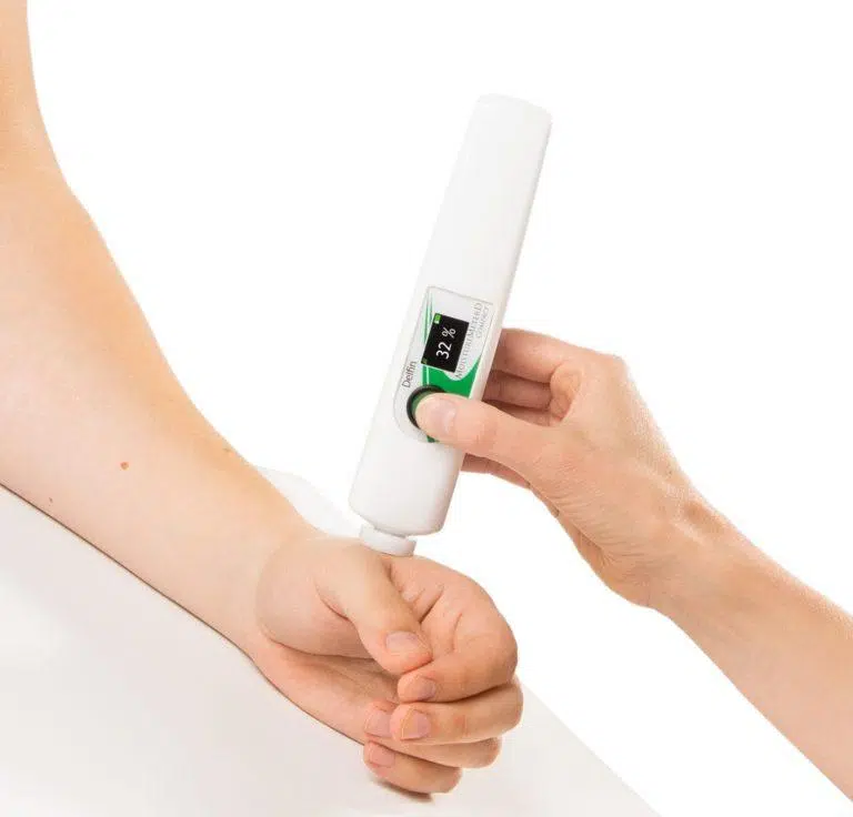 MoistureMeterD-Compact_meas-768x736